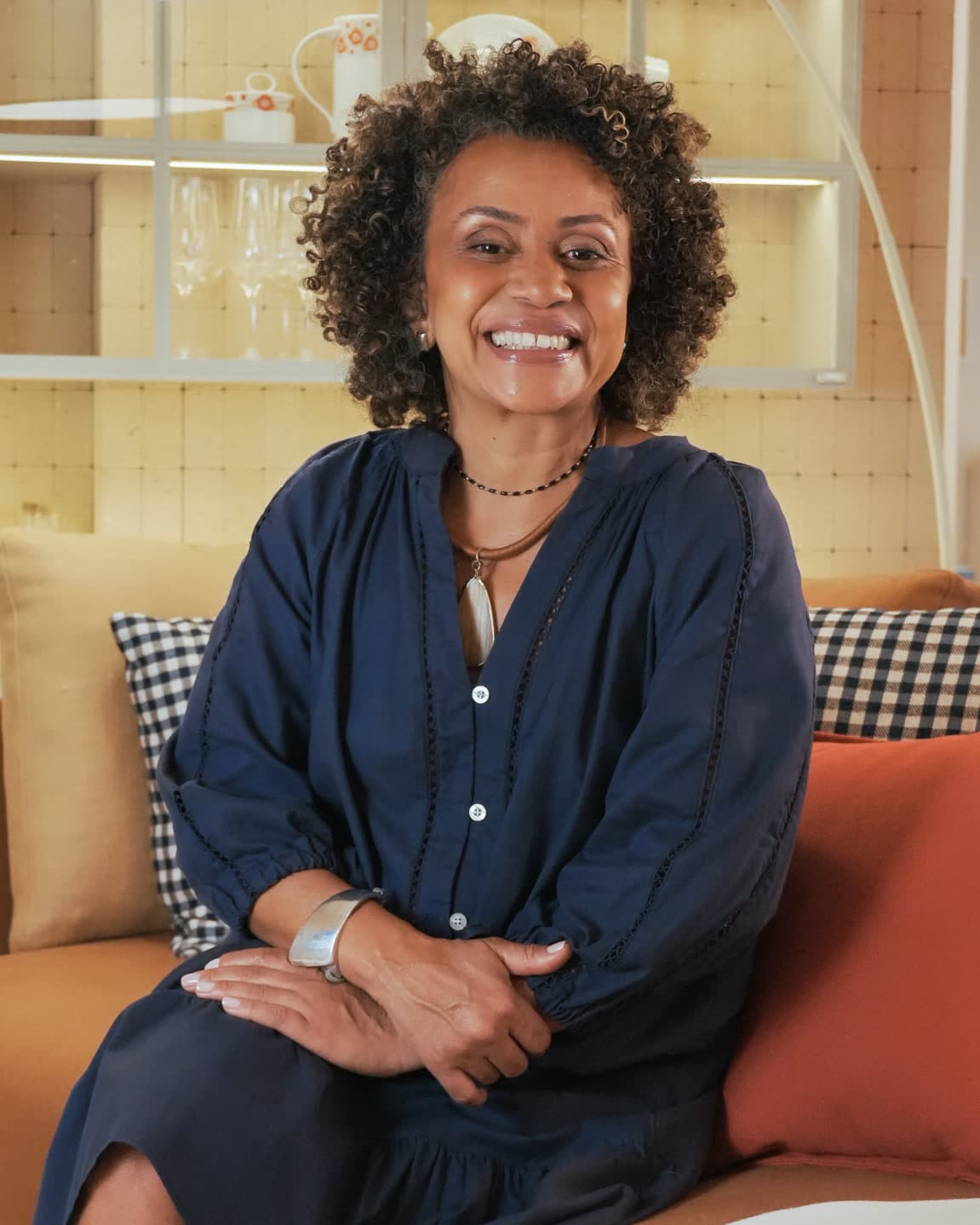 Renata Silva Borgert, Real estate agent